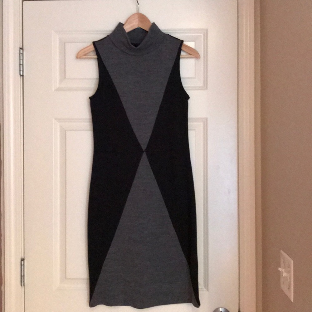 🍉 Modern sleeveless dress